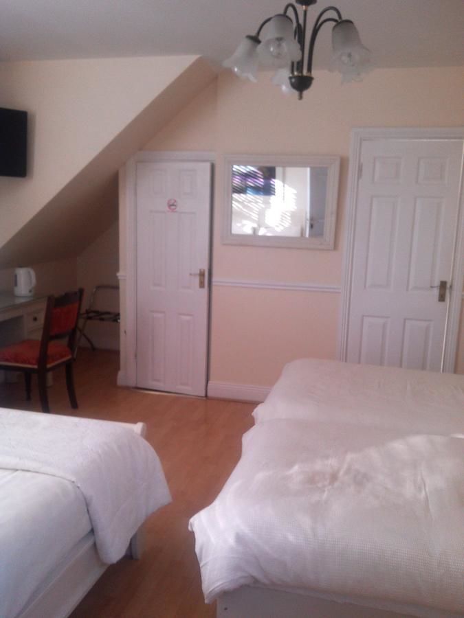 Отели типа «постель и завтрак» Hazelbrook B&B Уотерфорд